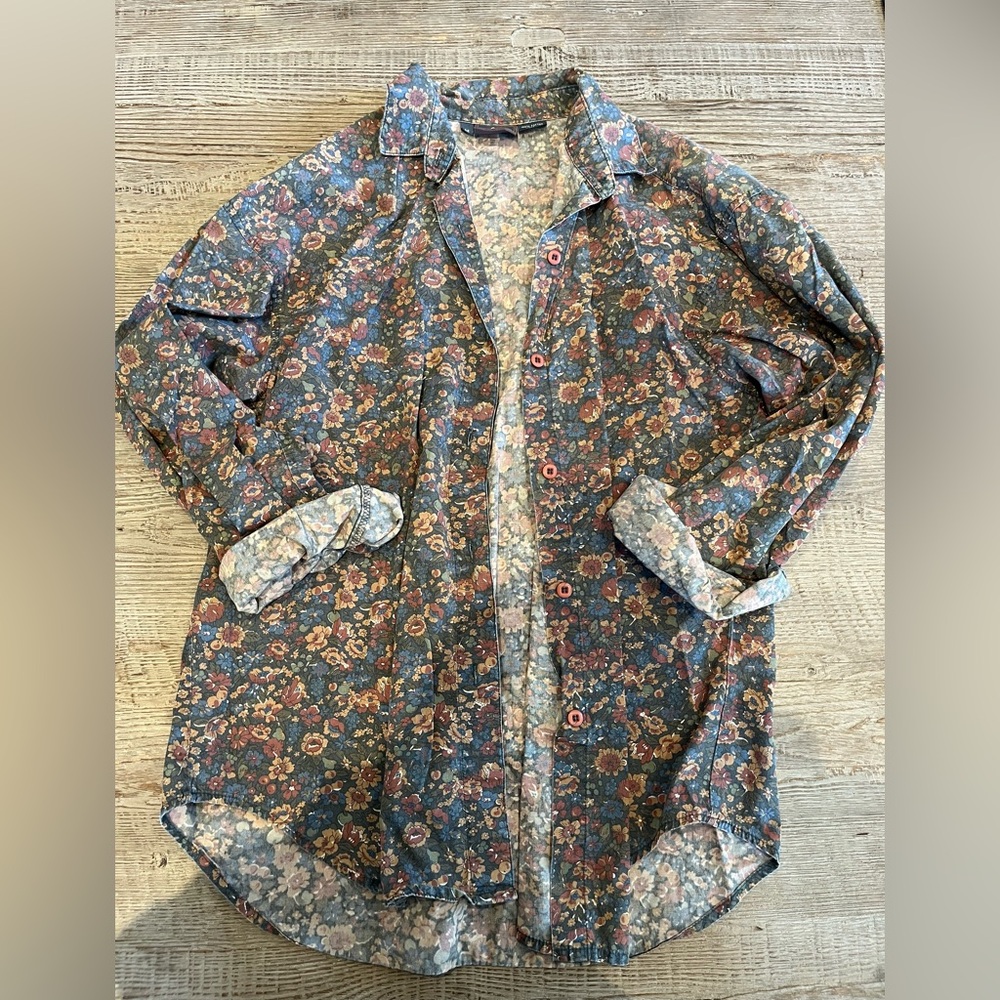 Woolrich 100% cotton floral button down